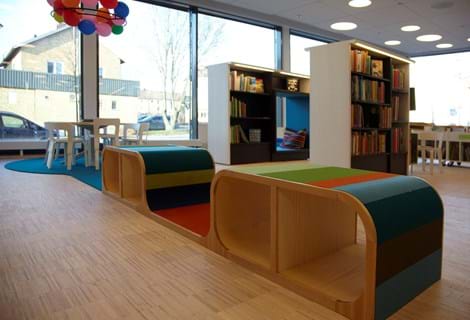 fraster, filt, opklæbning, akustik, uld filt, inspiration, design, indretning, filttavle, udsmykning, opklæbet filt, filt på væg, limet filt, vægfilt, filtfarve, dekoration